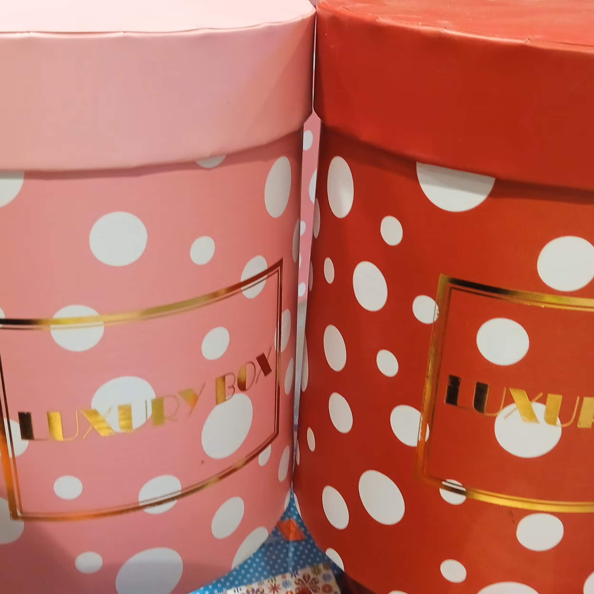 جعبه سایز 14 رنگ سورتی وقرمز