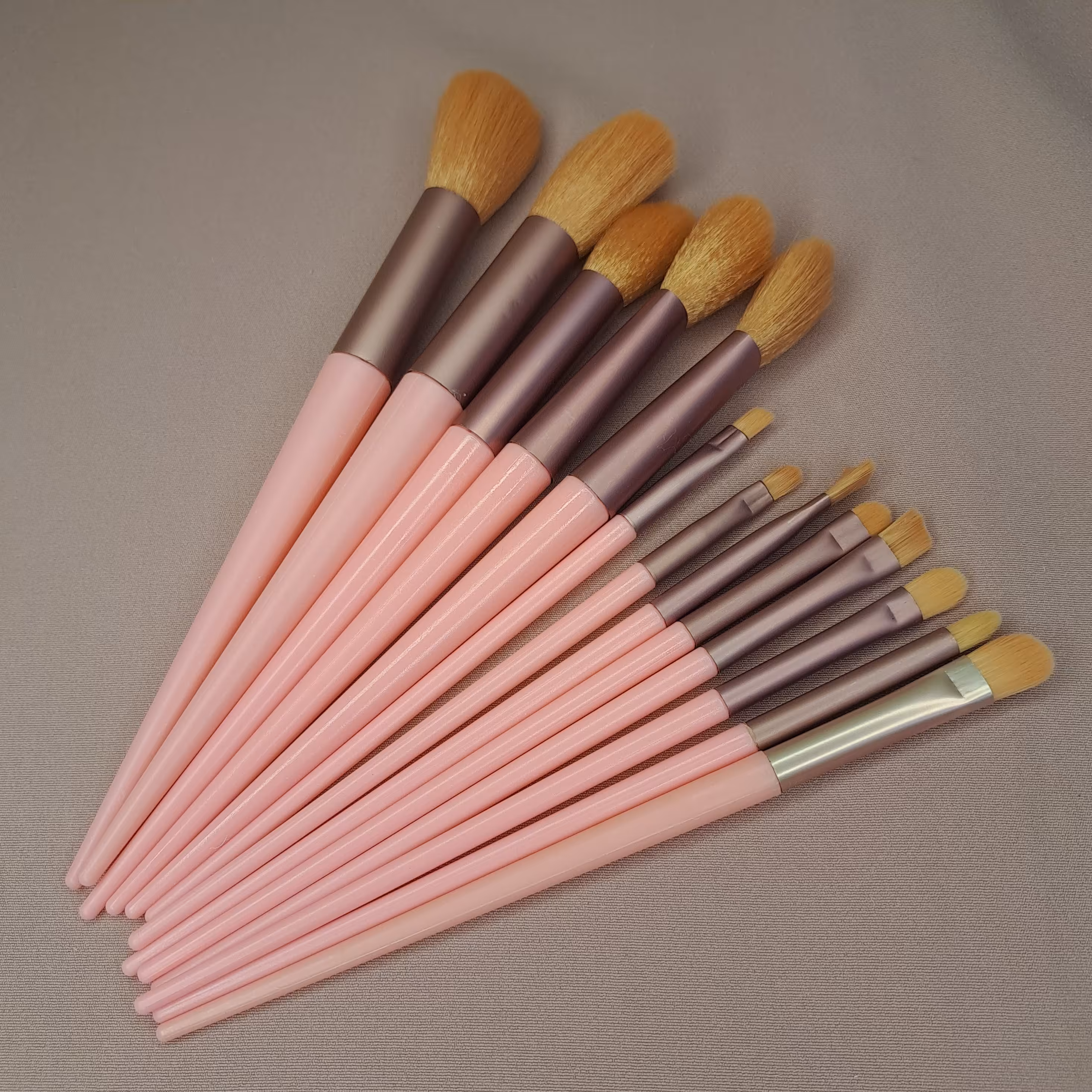 براش 13 تکه فیکس باکیفیت عالی مناسب هدیه دادن