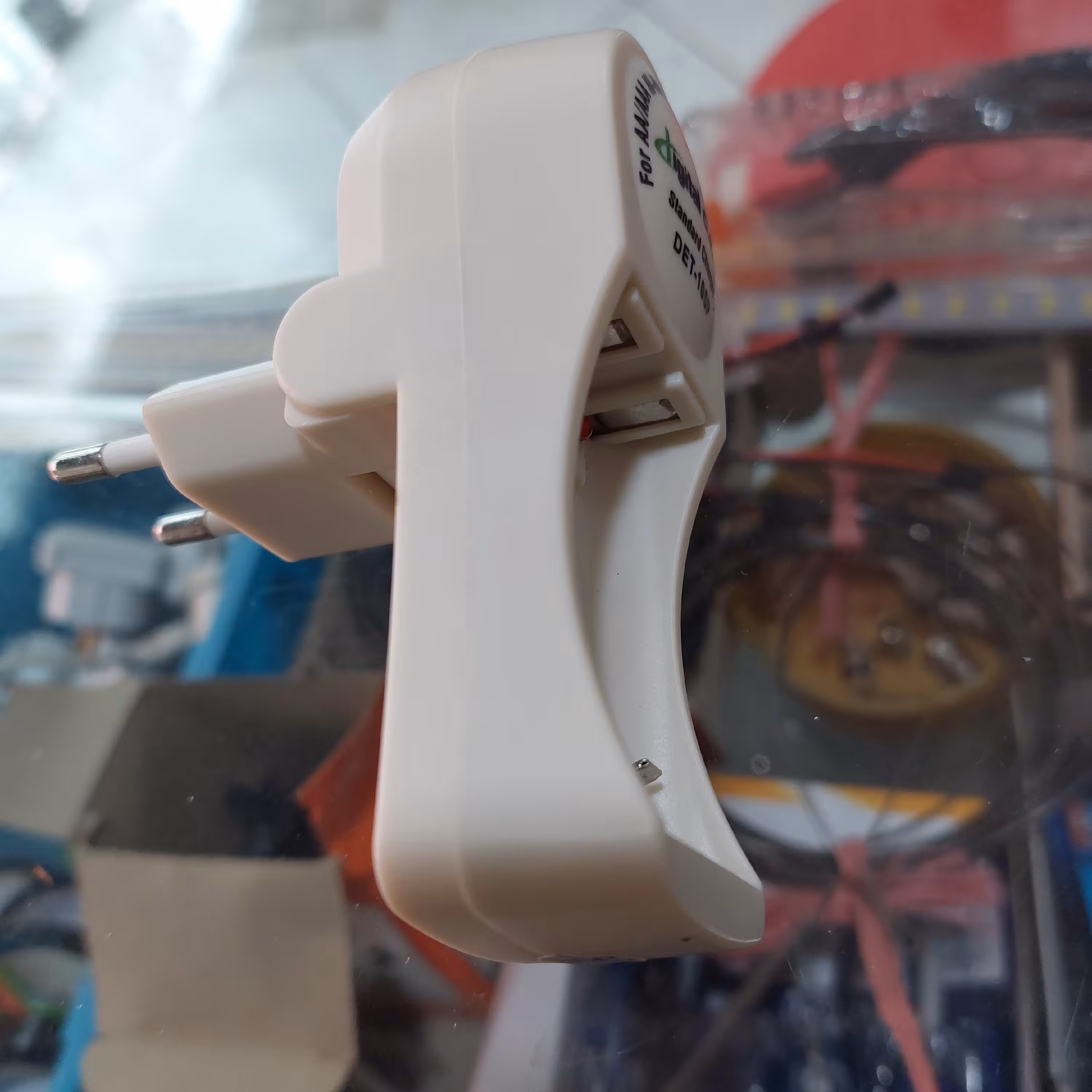 شارژر باتری قلمی