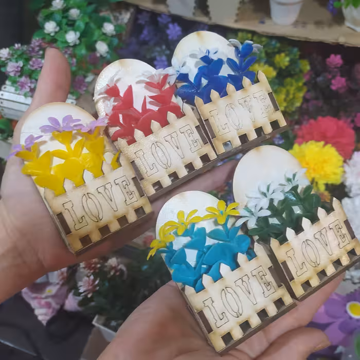 مگنت لیزری آهنربایی درب یخچال باغچه گل چوبی مینیاتوری