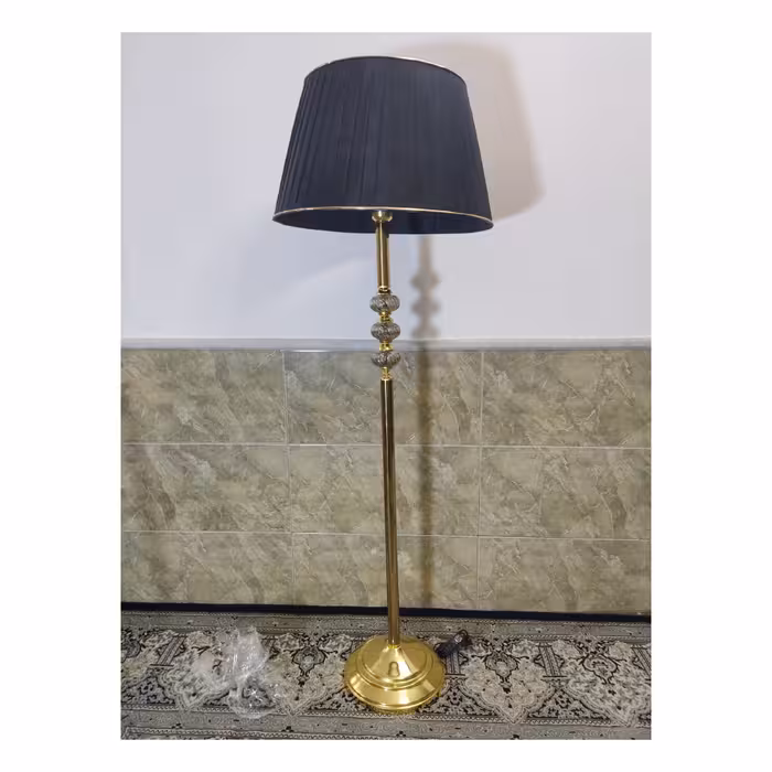 آباژور کنارسالنی ایستاده استیل