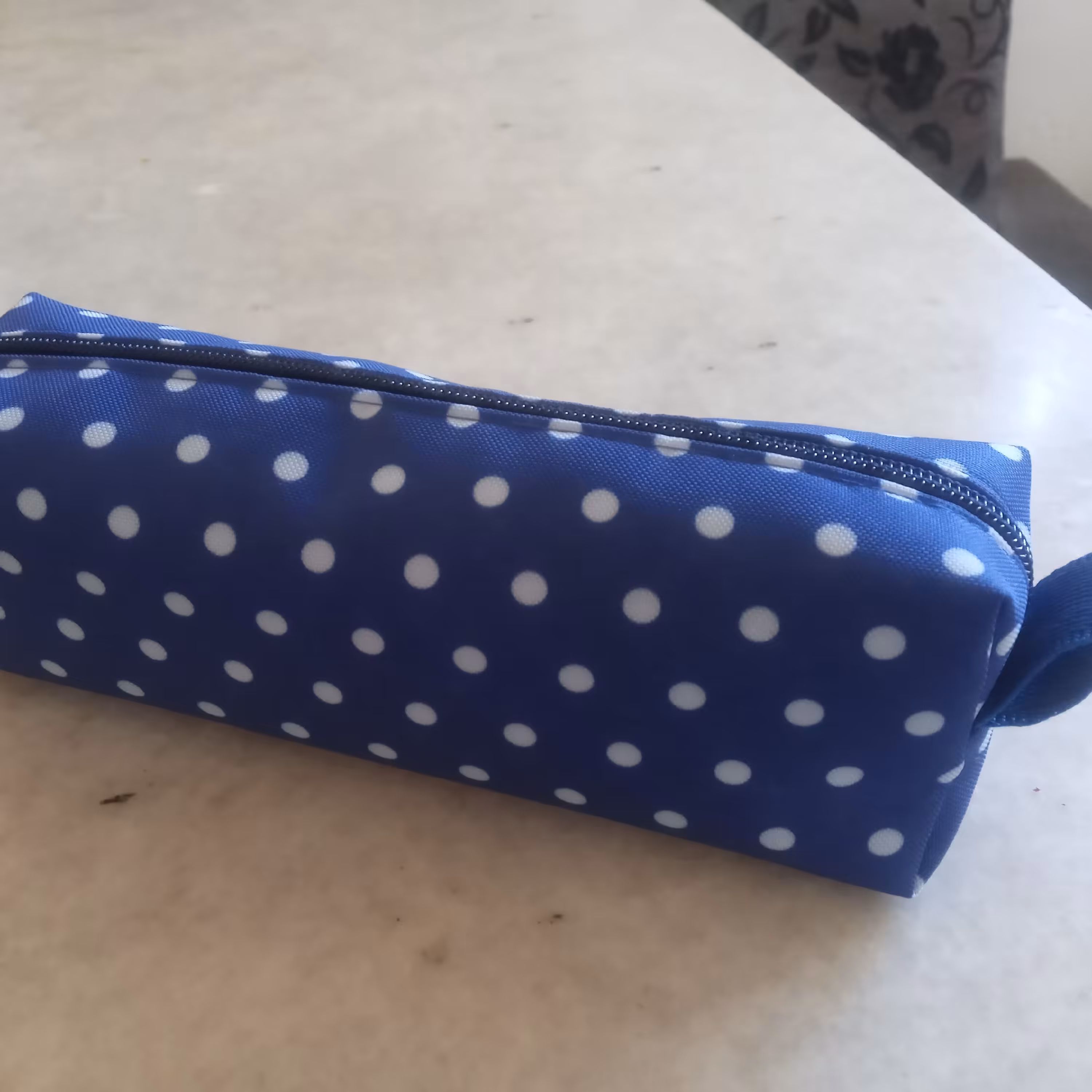 جامدادی دستدوز تک زیب برزنتی