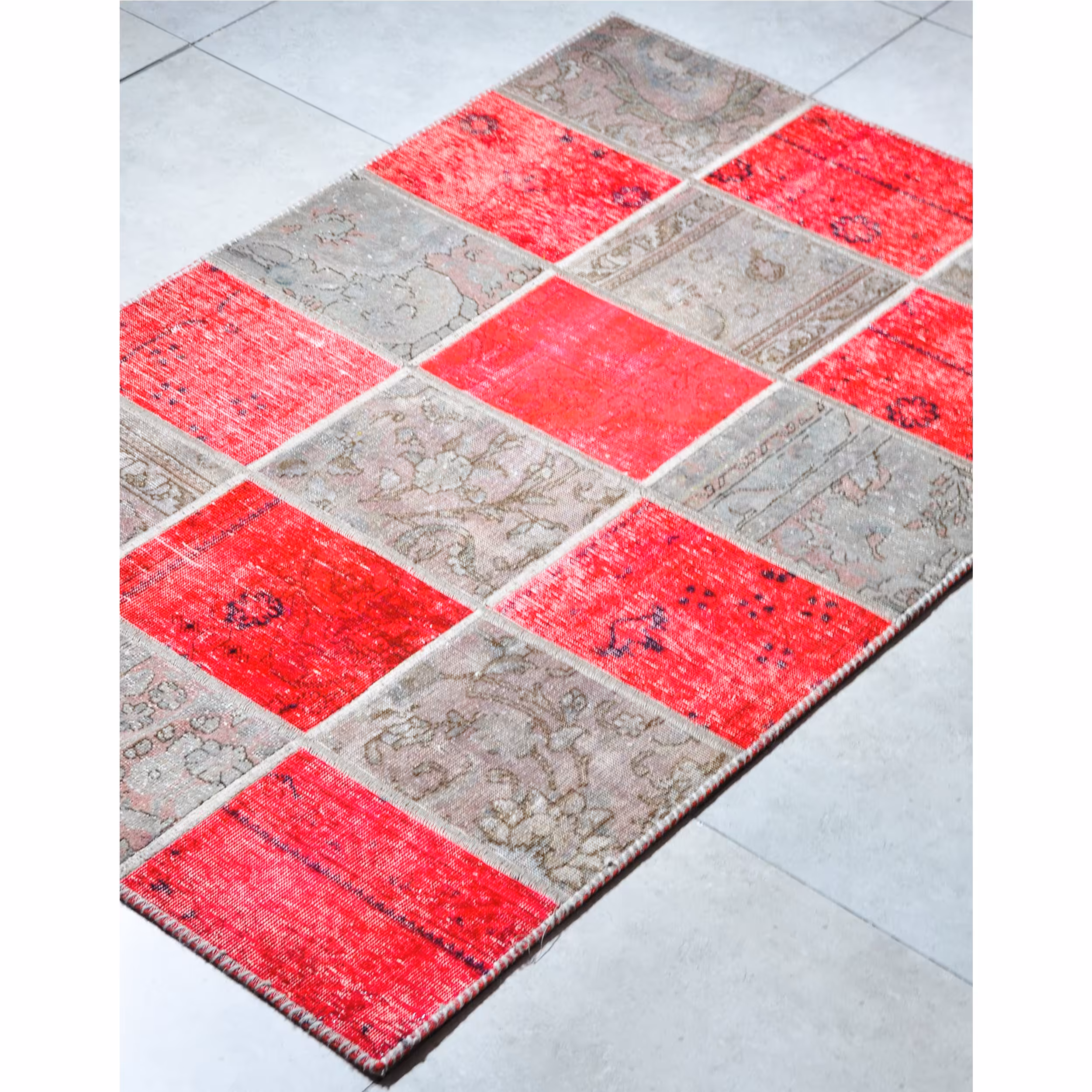 کلاژ فرش دستبافت دو متری امیرخیز مدل تکه دوزی کد 104130