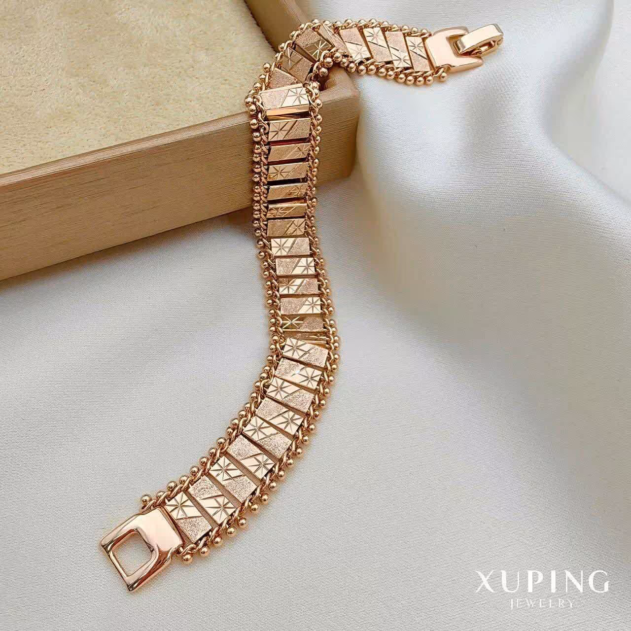 دستیند جلفایی پلاک تراش ژوپینگ