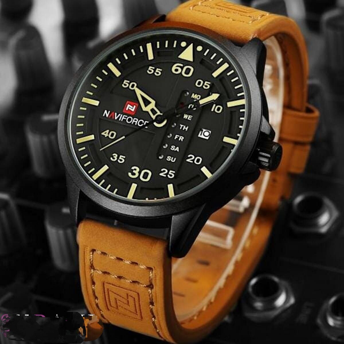 ساعت مردانه و اورجینال نووی فورس(NAVIFORCE) موتور ژاپن