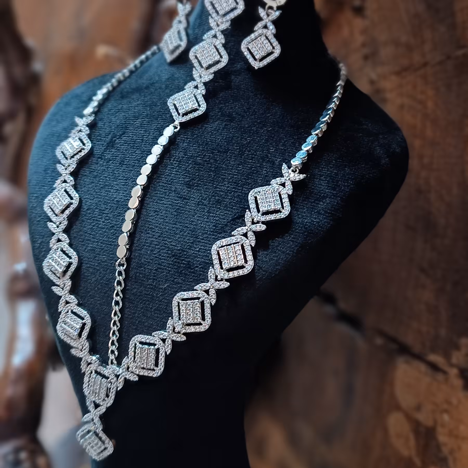 سرویس تمام جواهر با سنگ های اصلی ضد حساسیت رنگ ثابت