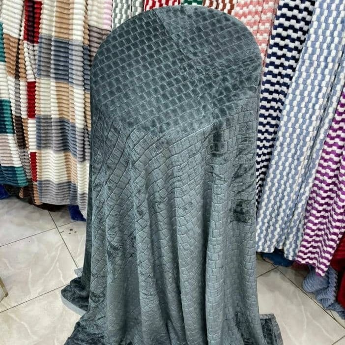 پتو مسافرتی دو نفره ژله ای رنگ طوسی (پس کرایه)