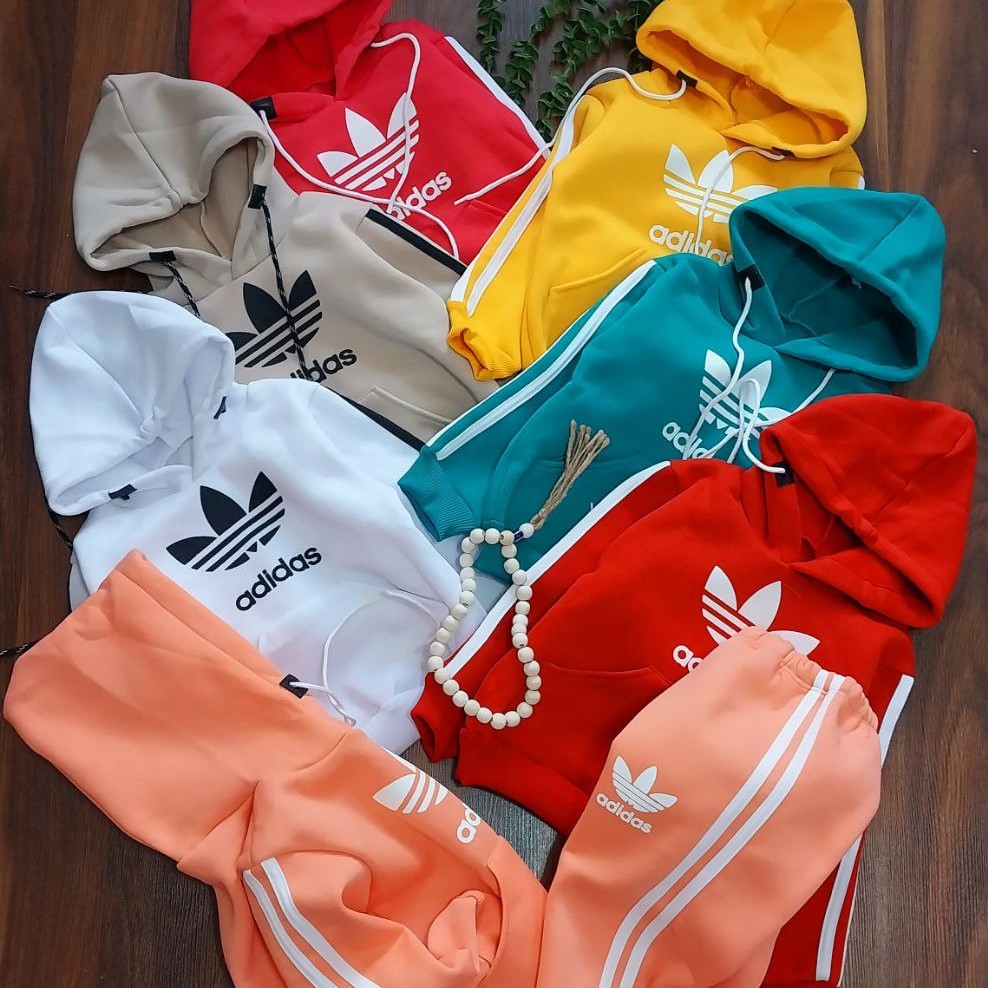 ست هودی و شلوار اسپورت شیک و جذاب رنگبندی متنوع و شاد مناسب حدود سنی 2 تا 7 سال جنس دورس اسپان داخل کرک ضخیم