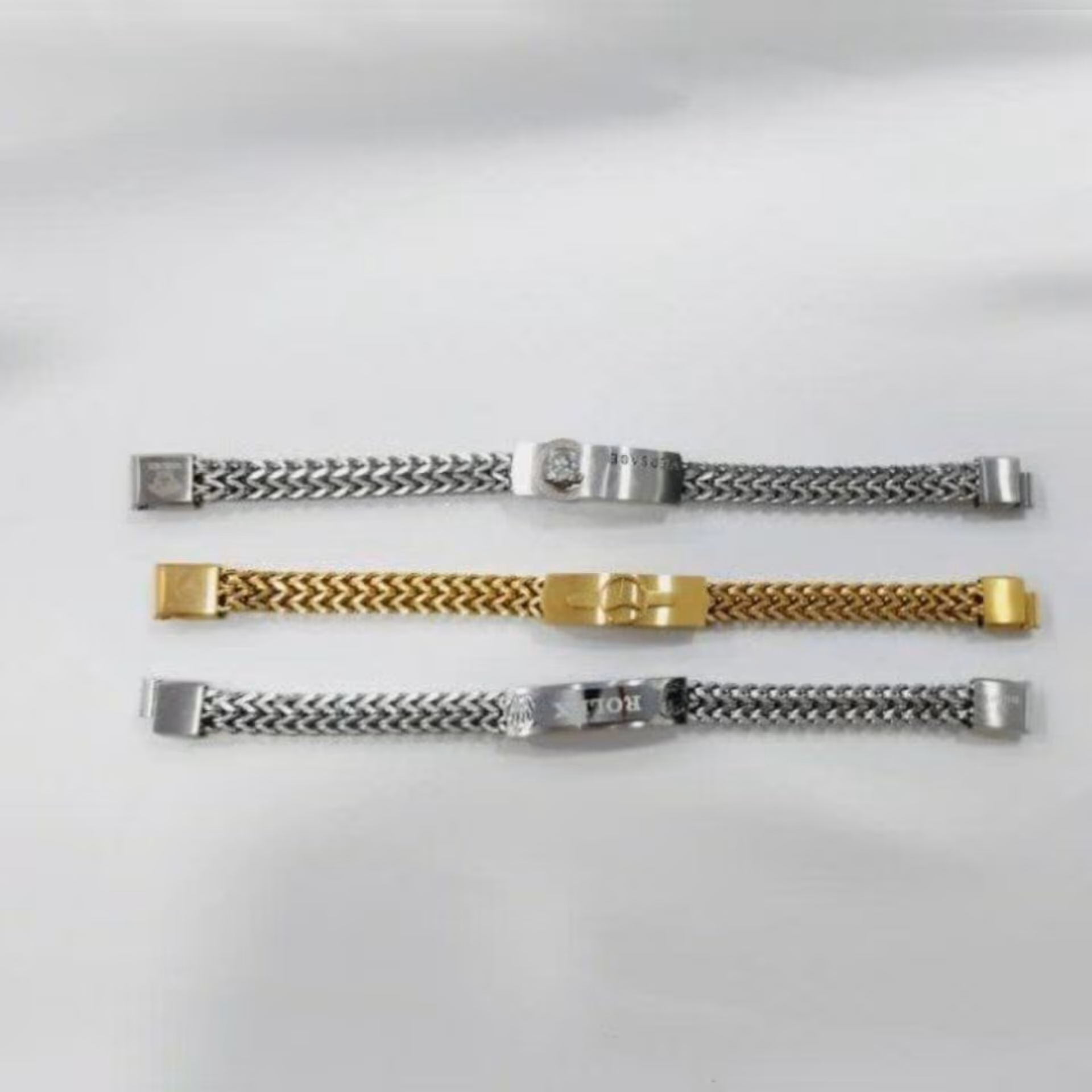 دستبند کارتیر استیل پلاک دار(بنز  ورساچه)