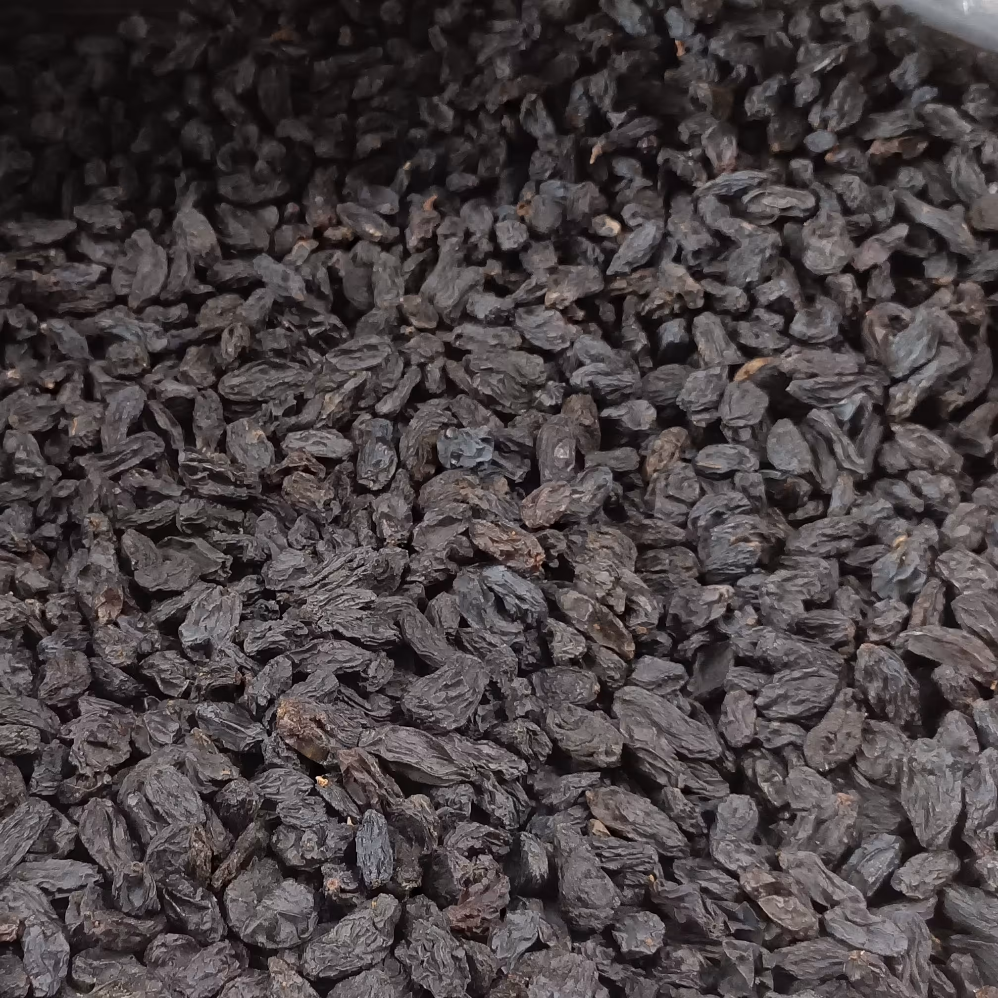 مویز بی هسته مشکی خارجی  سوپر ممتاز 250 گرم 86