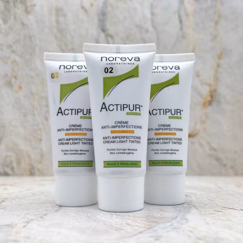 کرم پودر ضد جوش اکتی پور در2 شماره رنگ رفع کننده جوش های التهابی 