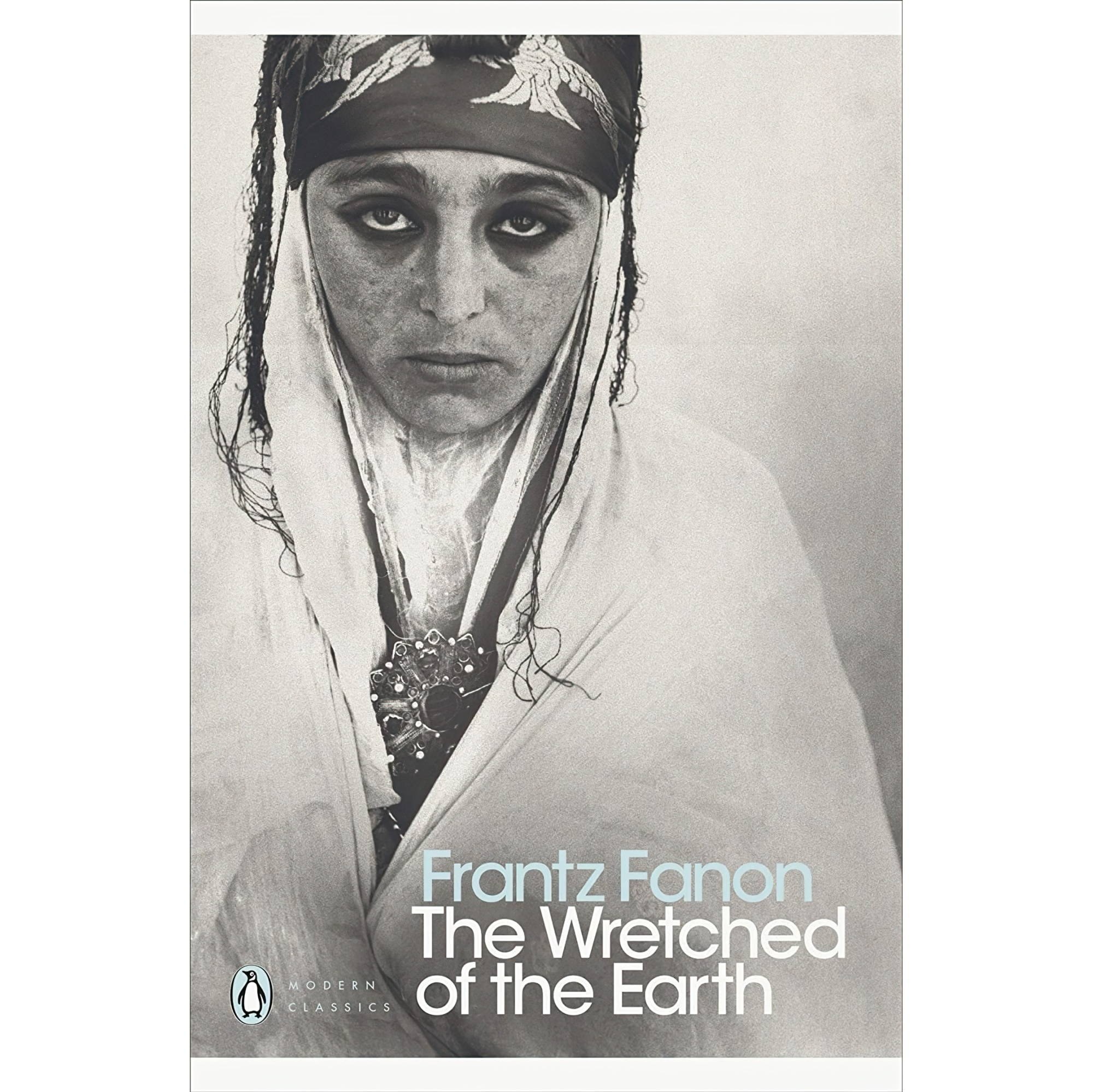 کتاب زبان اصلی The Wretched of the Earth اثر Frantz FanonConstance Farrington