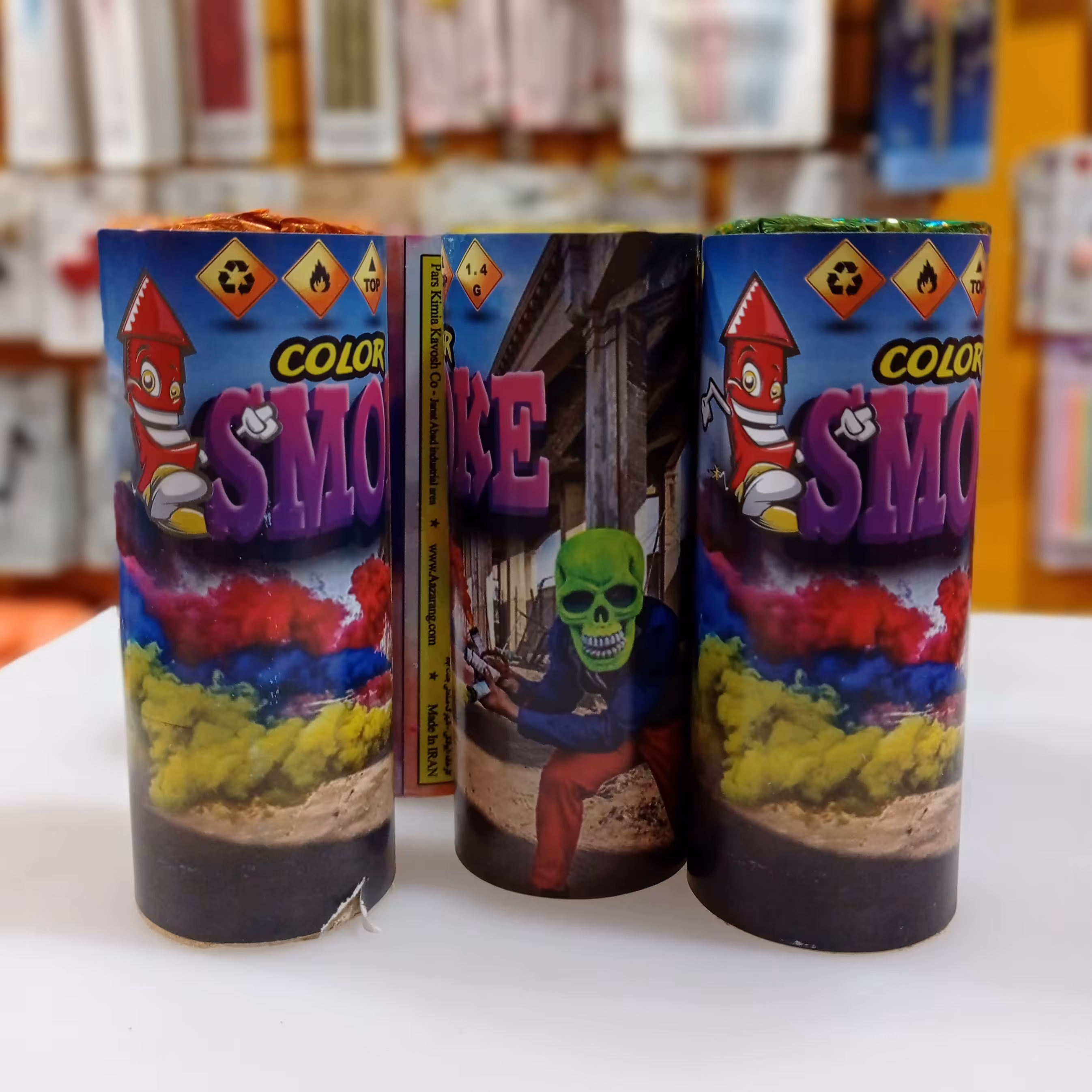 دود رنگی زمینی ، رنگ بندی 