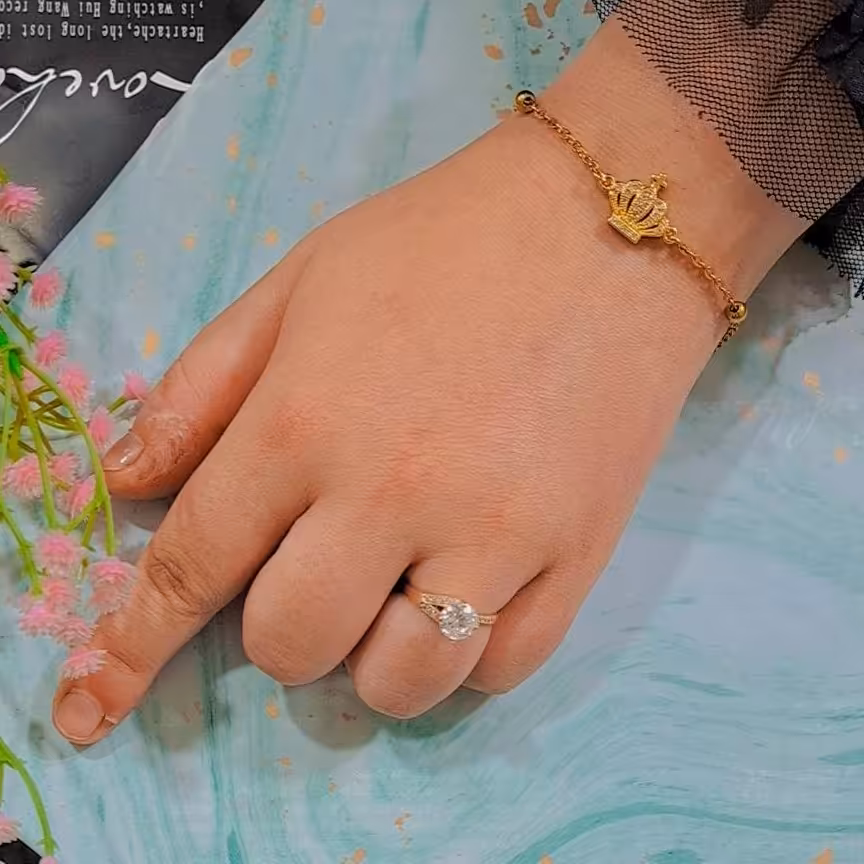 دستبند استیل تاج نگین دار