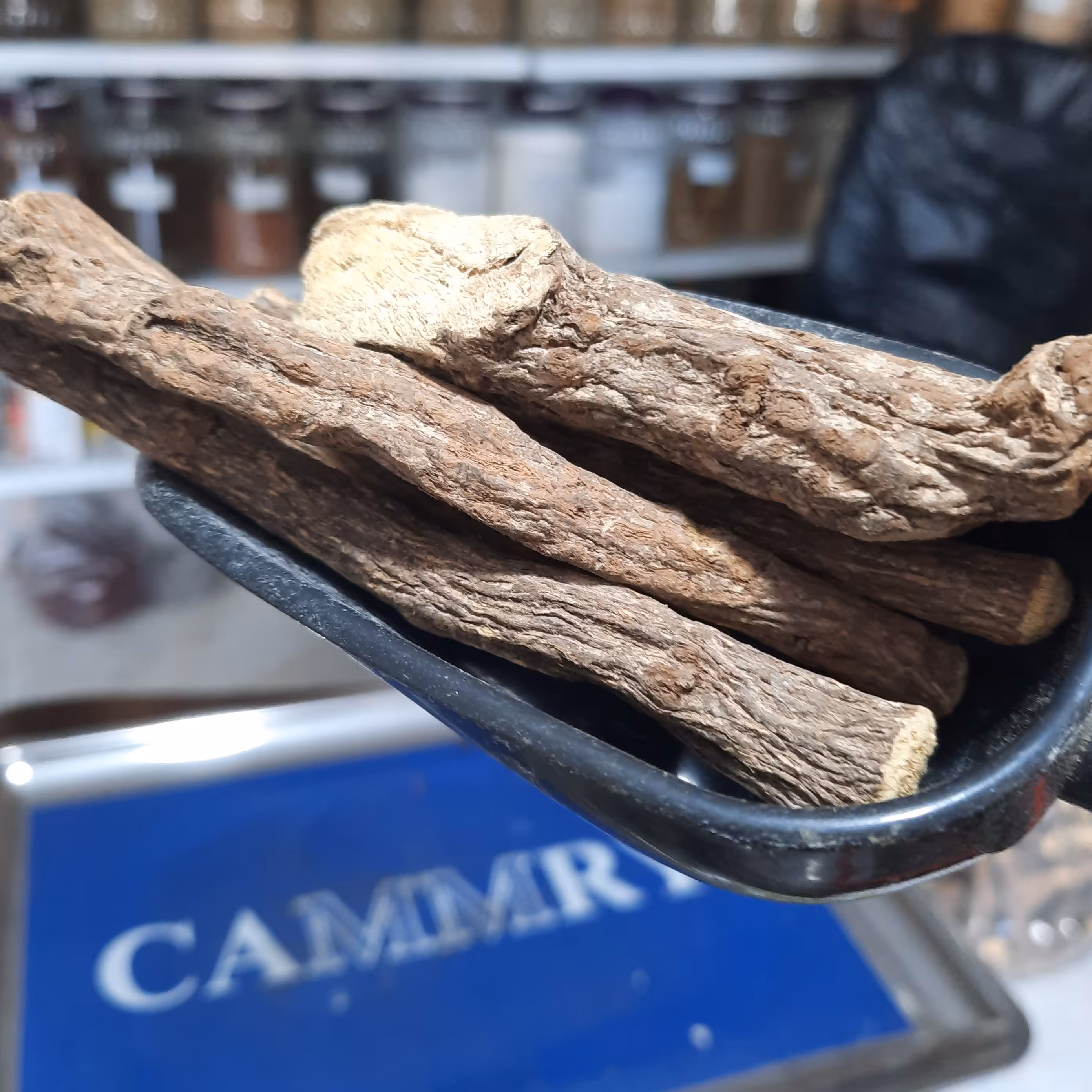 ریشه شیرین بیان