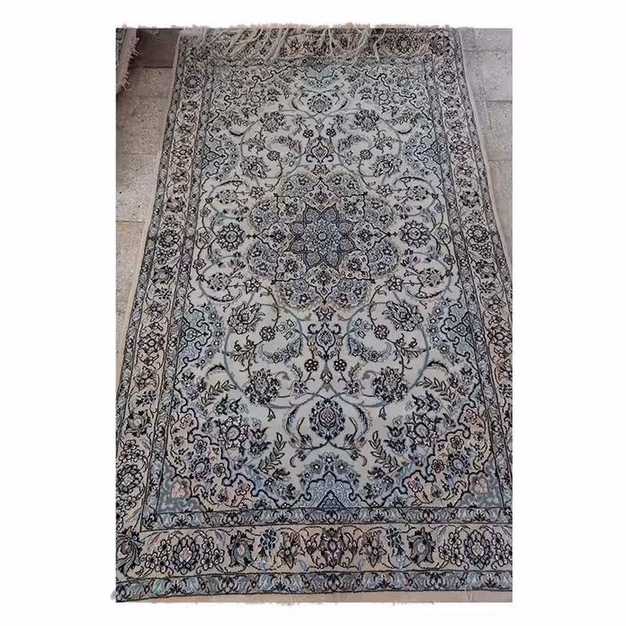 فرش دستباف زمینه شیری - کد 1/34