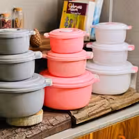 قابلمه پلاستیکی قفل دار  سه عددی صورتی و سفید 