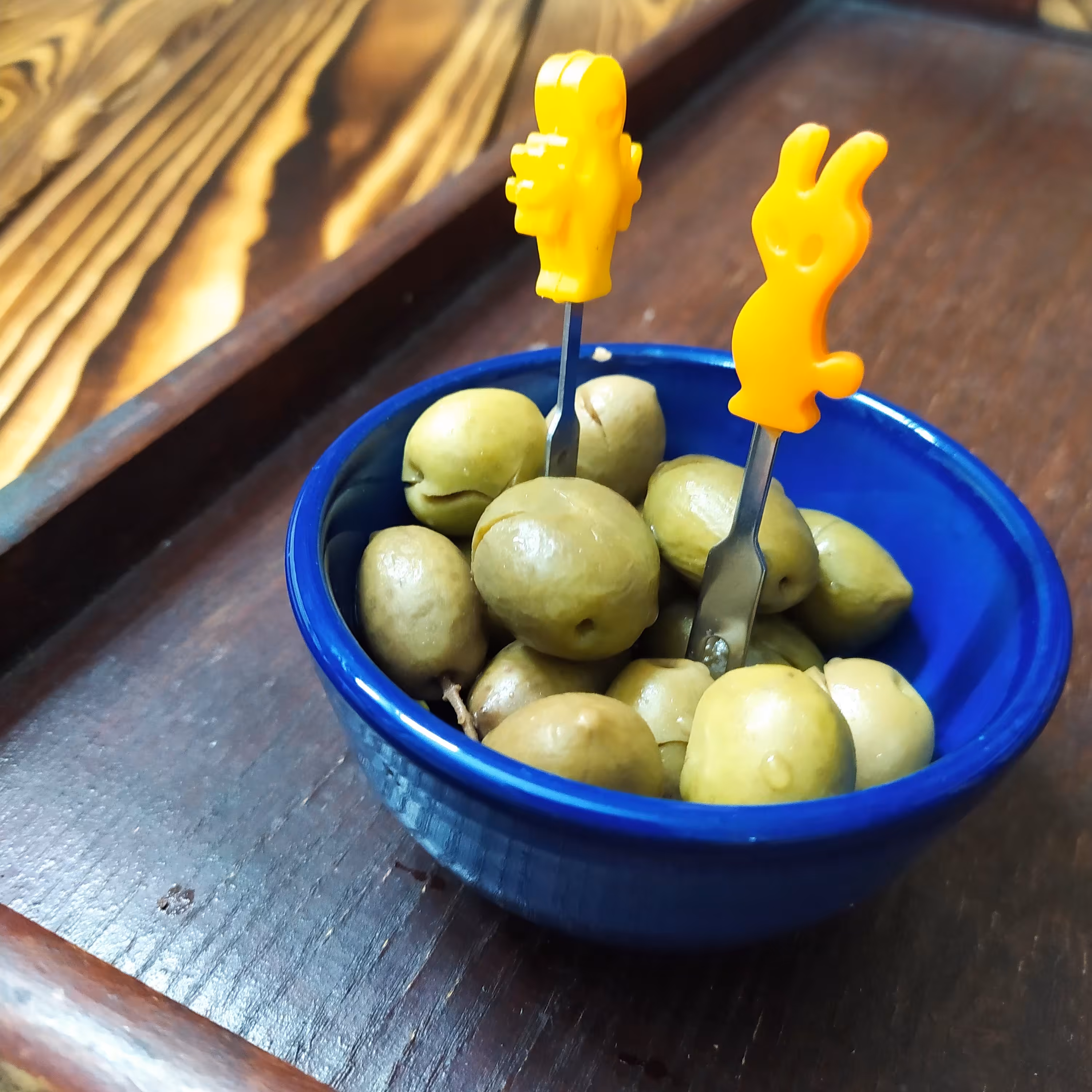 چنگال زیتون خوری سلیکونی