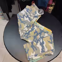 لگ ورزشی طرحدار از برند ملانژ