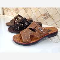 صندل مردانه طبی چرم صنعتی اعلا مدل دریا زیره تزریق پی یو و سبک(ارسال رایگان )