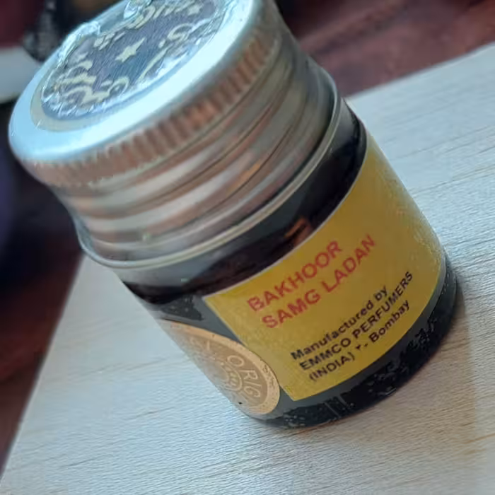 بخور لادن صمغ