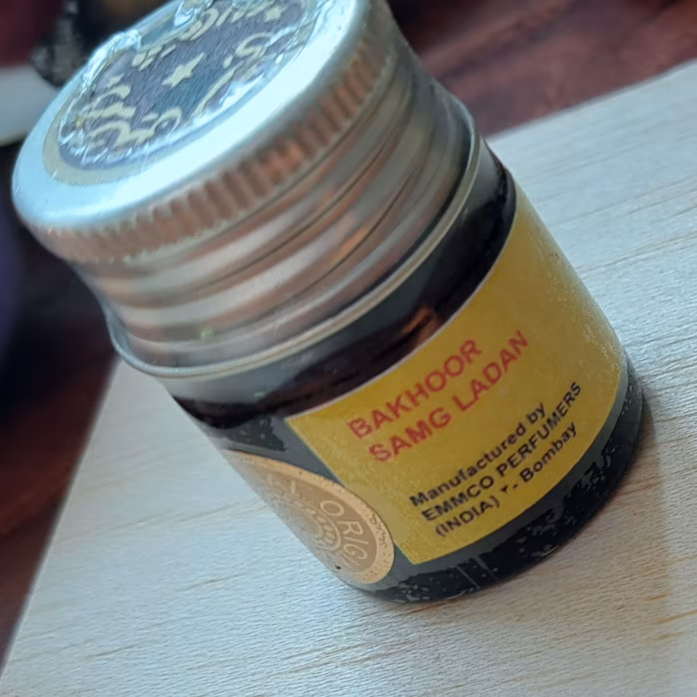 بخور لادن صمغ