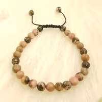 دستبند سنگ رودونیت Rhodonite
سنگ تعادل احساسی در شرایط سخت
سایز 6
کد 136