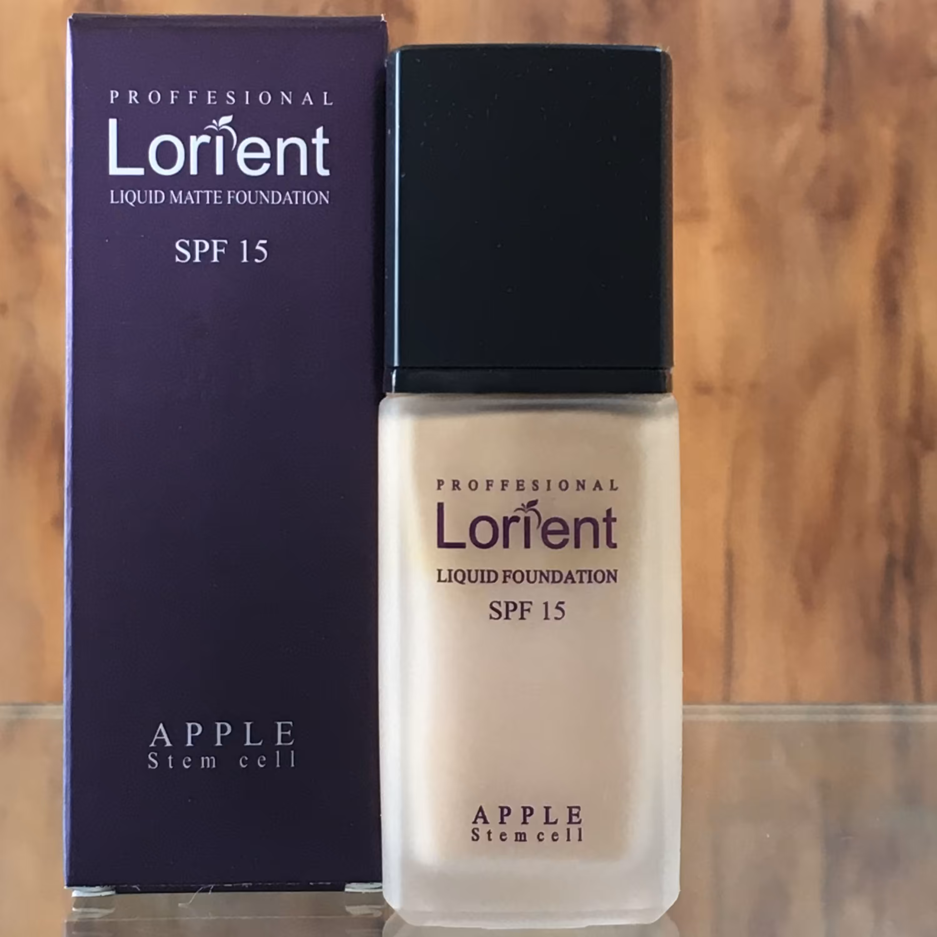 کرم پودر مایع مات لورینت شماره FM4