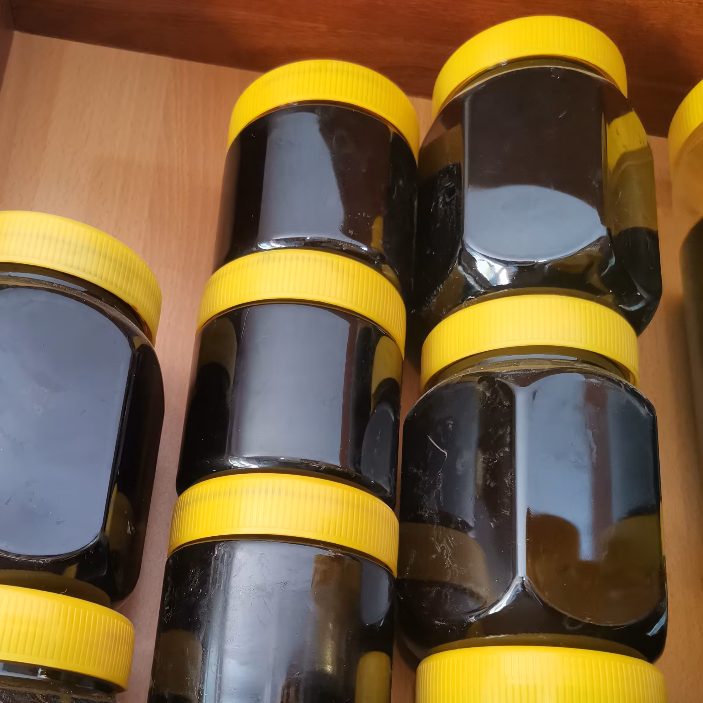 شیره توت طبیعی  بدون شکر وبدون موادنگهدارنده خالص خالص مخصوص افراد دیابتی تازه تازه 