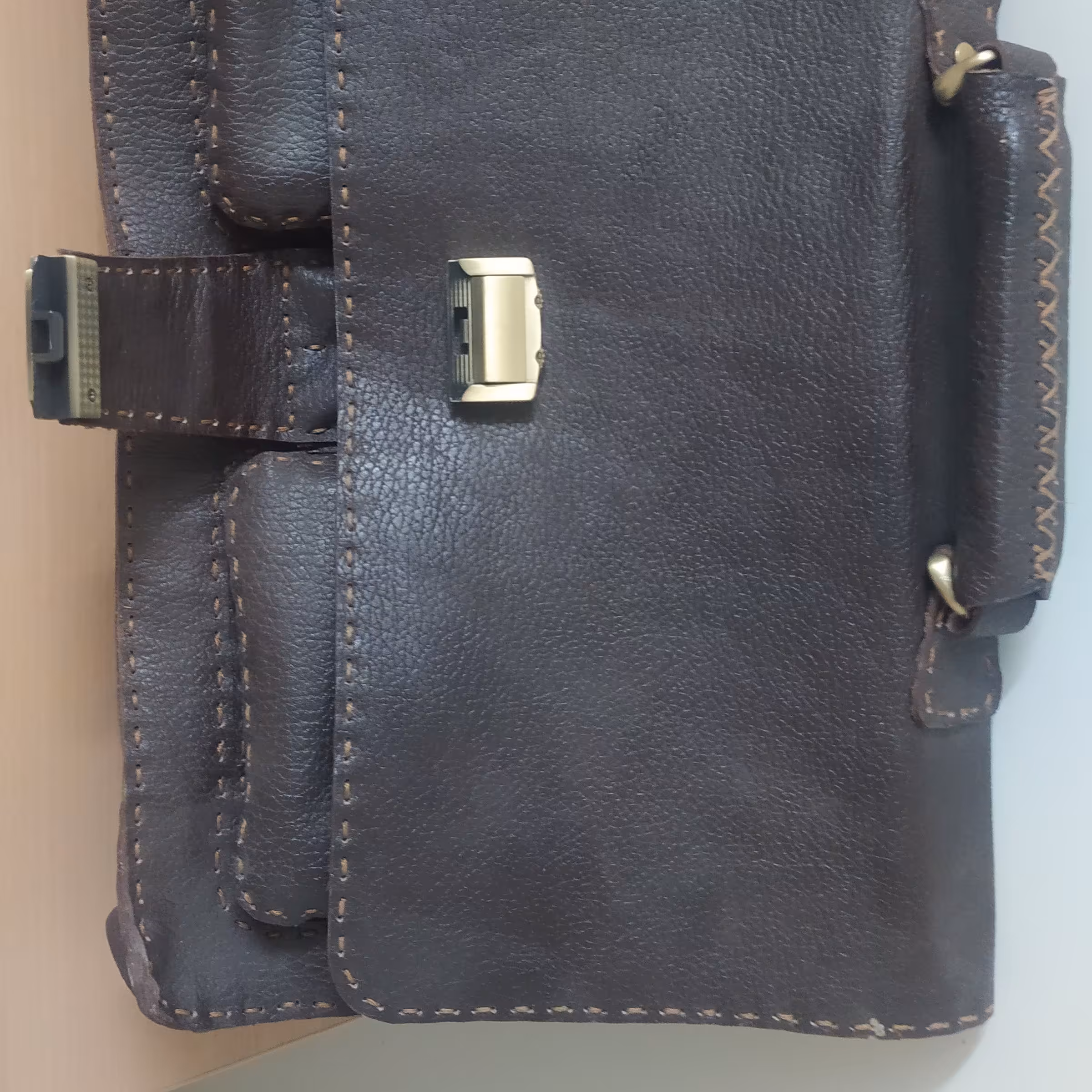 کیف تمام چرم دست دوز
