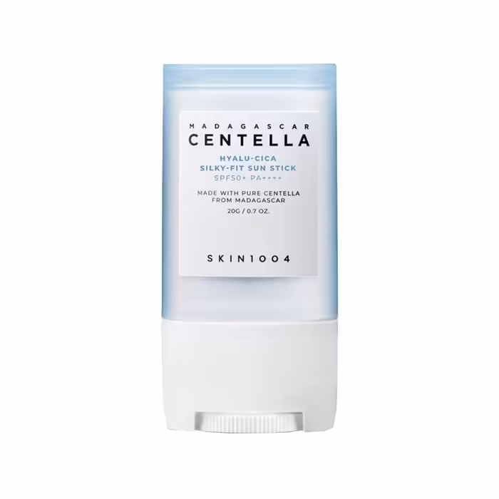 ضد آفتاب استیکی Skin1004 مدل Centella Silky Fit وزن 20 گرم - فروشگاه تخصصی محصولات پوست و مو تیراژه