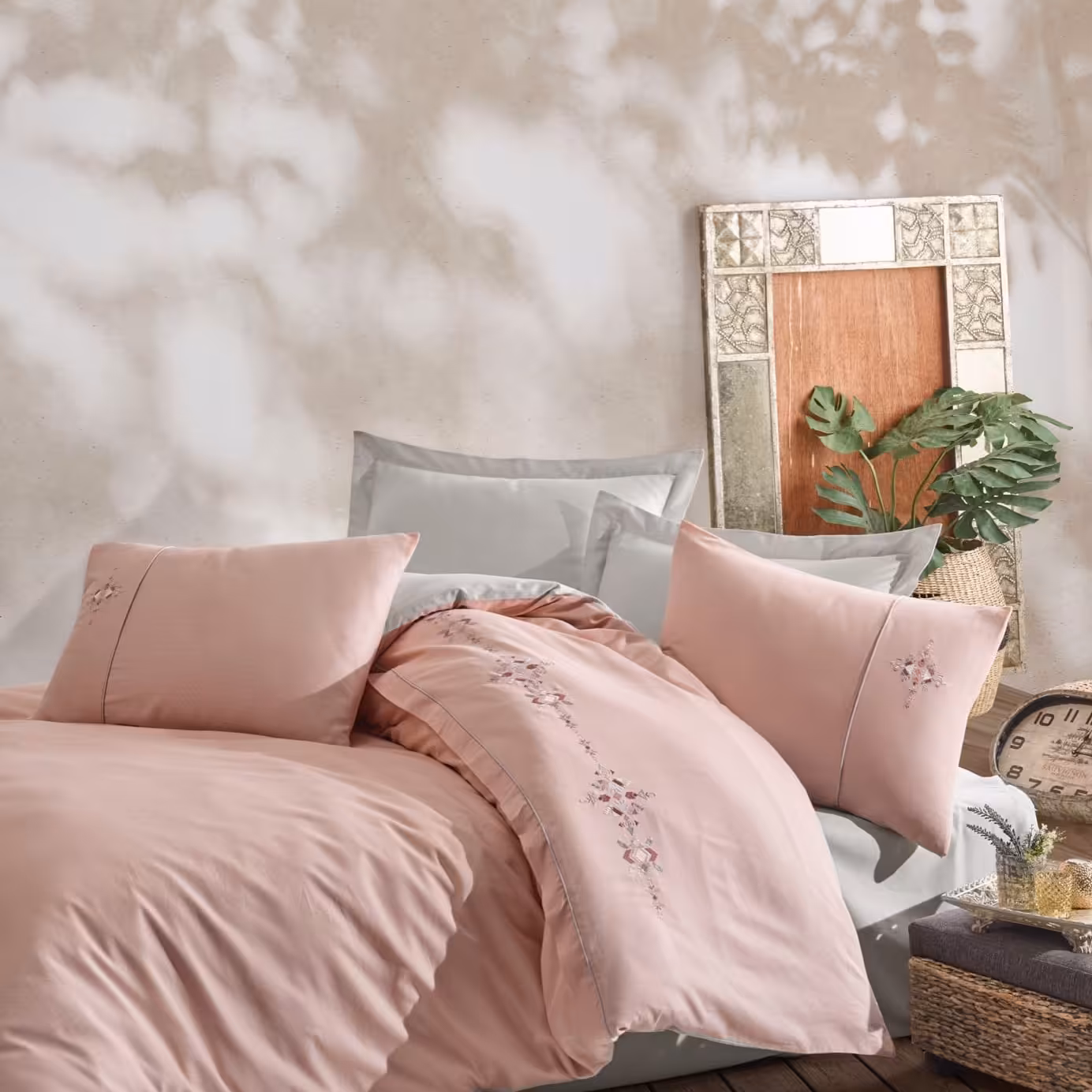 ست ملحفه شاه سر مدل Sahser Saten Mina Pudra  دو نفره 6 تکه