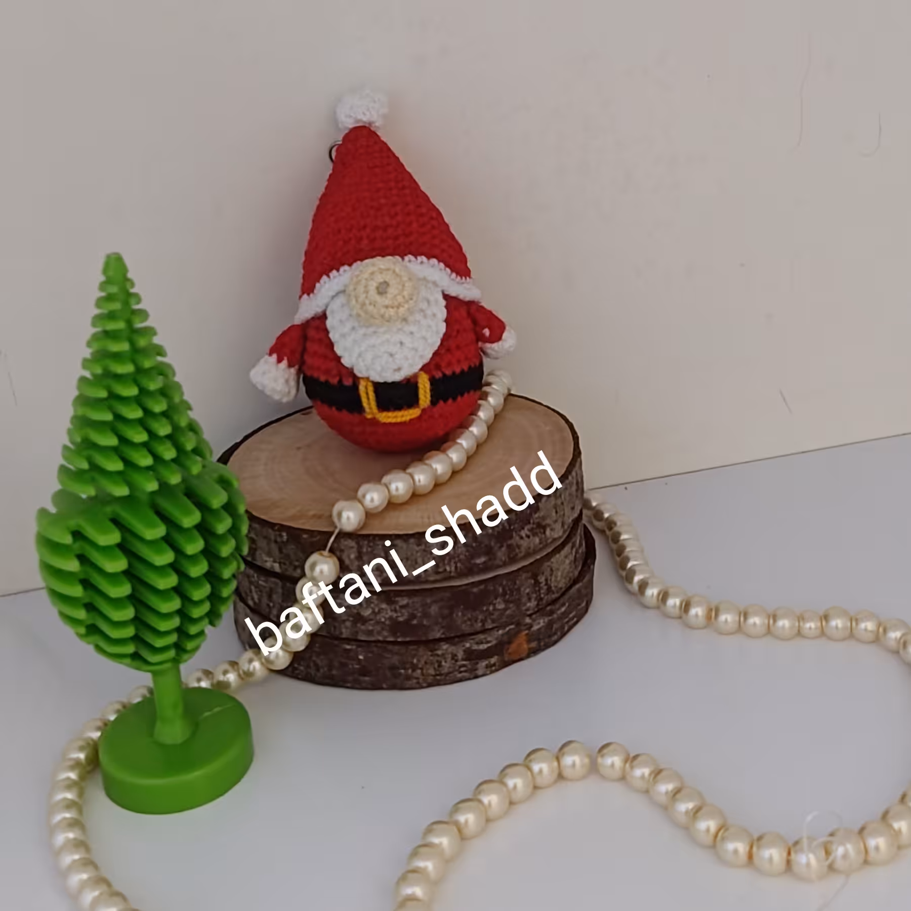 گنوم فسقلی بافتنی