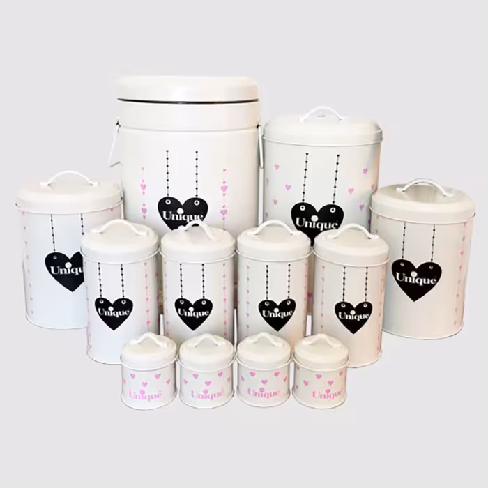 سرویس آشپزخانه فانتزی 8 4 پارچه یونیک مدل قلب آویز UN-9005