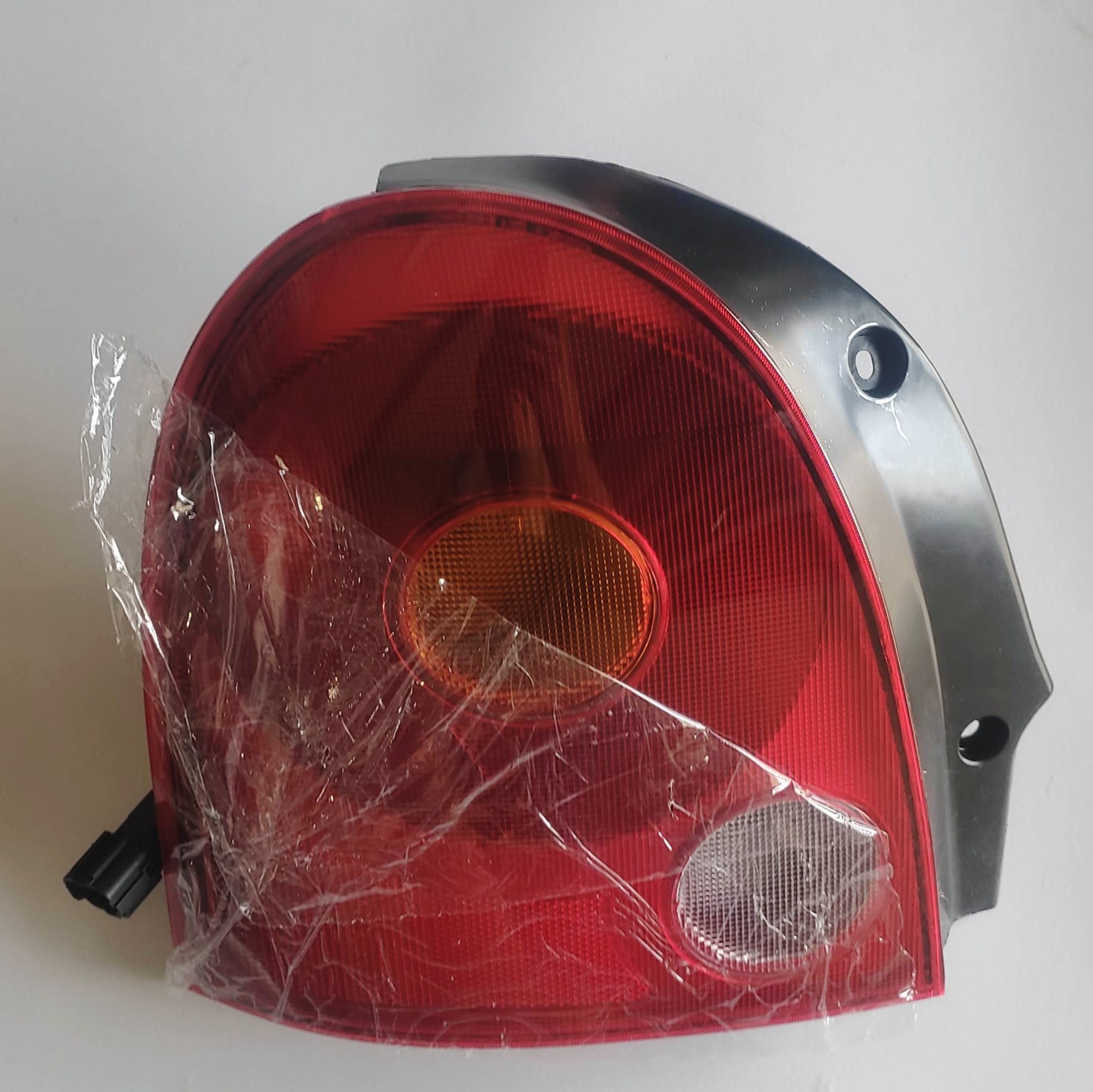 چراغ عقب ام وی ام (MVM) 110 وارداتی سمت چپ