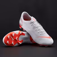 کفش کتانی فوتبال نایک مرکوریال ویپور