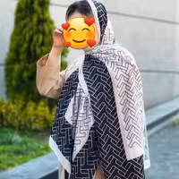 شال  صورتی مشکی 