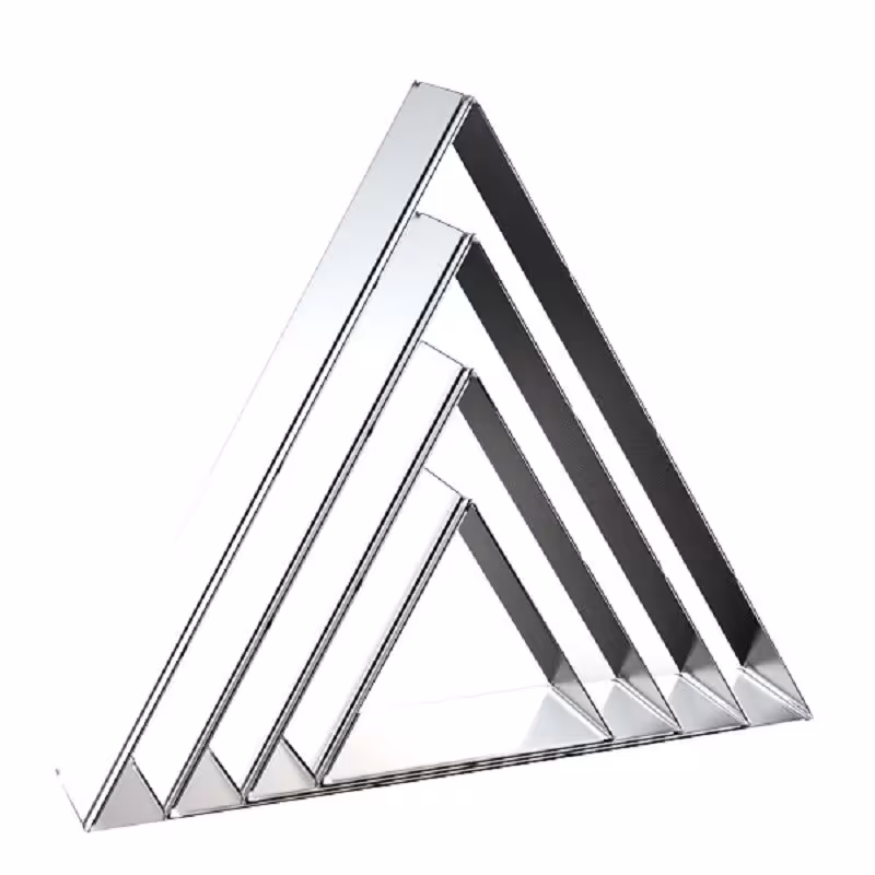 کاتر کوکی و برش خمیر شیرینی مدل مثلث مجموعه 4 عددی