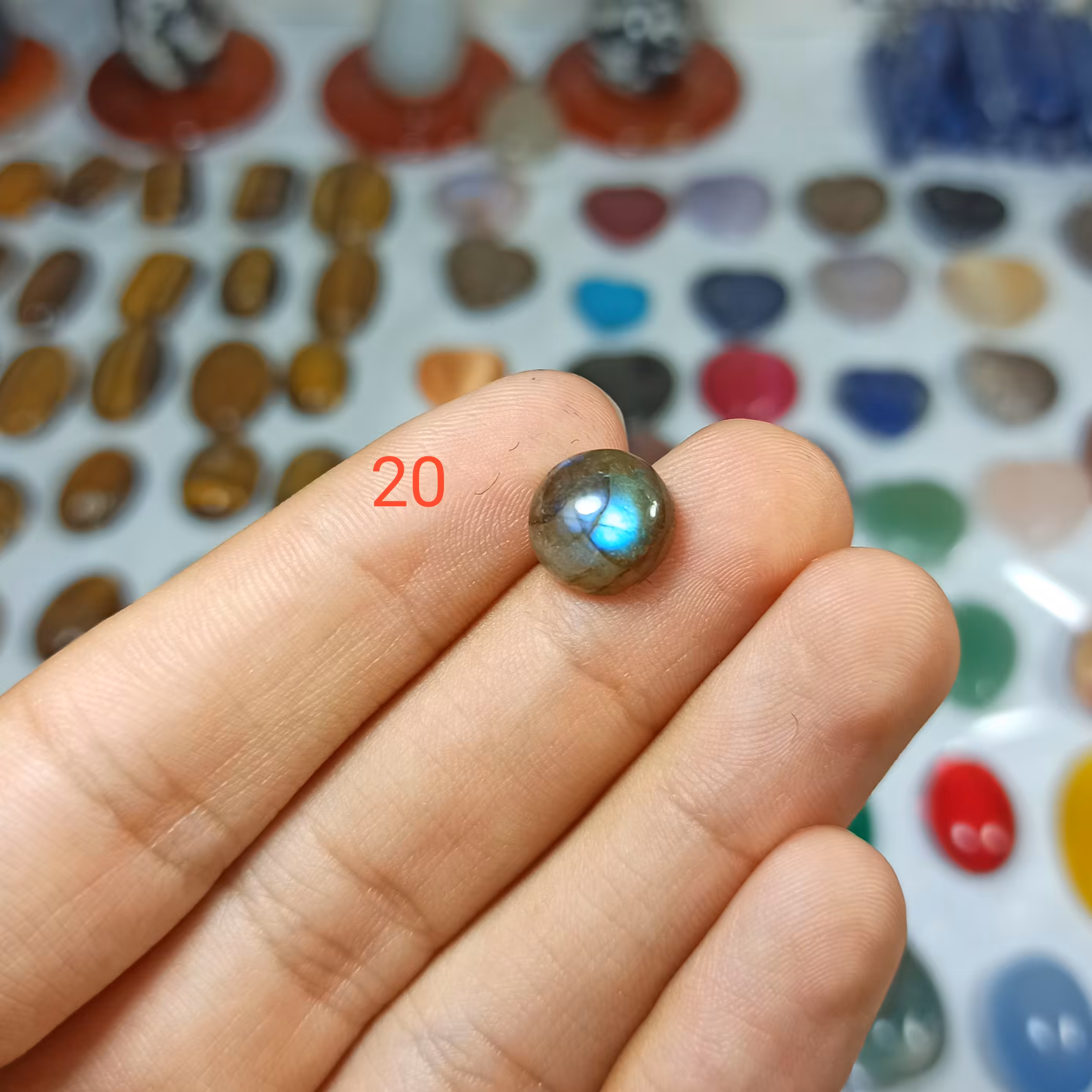 لابرادوریت معدنی