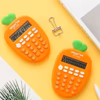 ماشین حساب طرح هویج  یک عدد باتری نیم قلمی  میخوره 