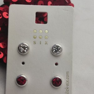 پک گوشواره میخی