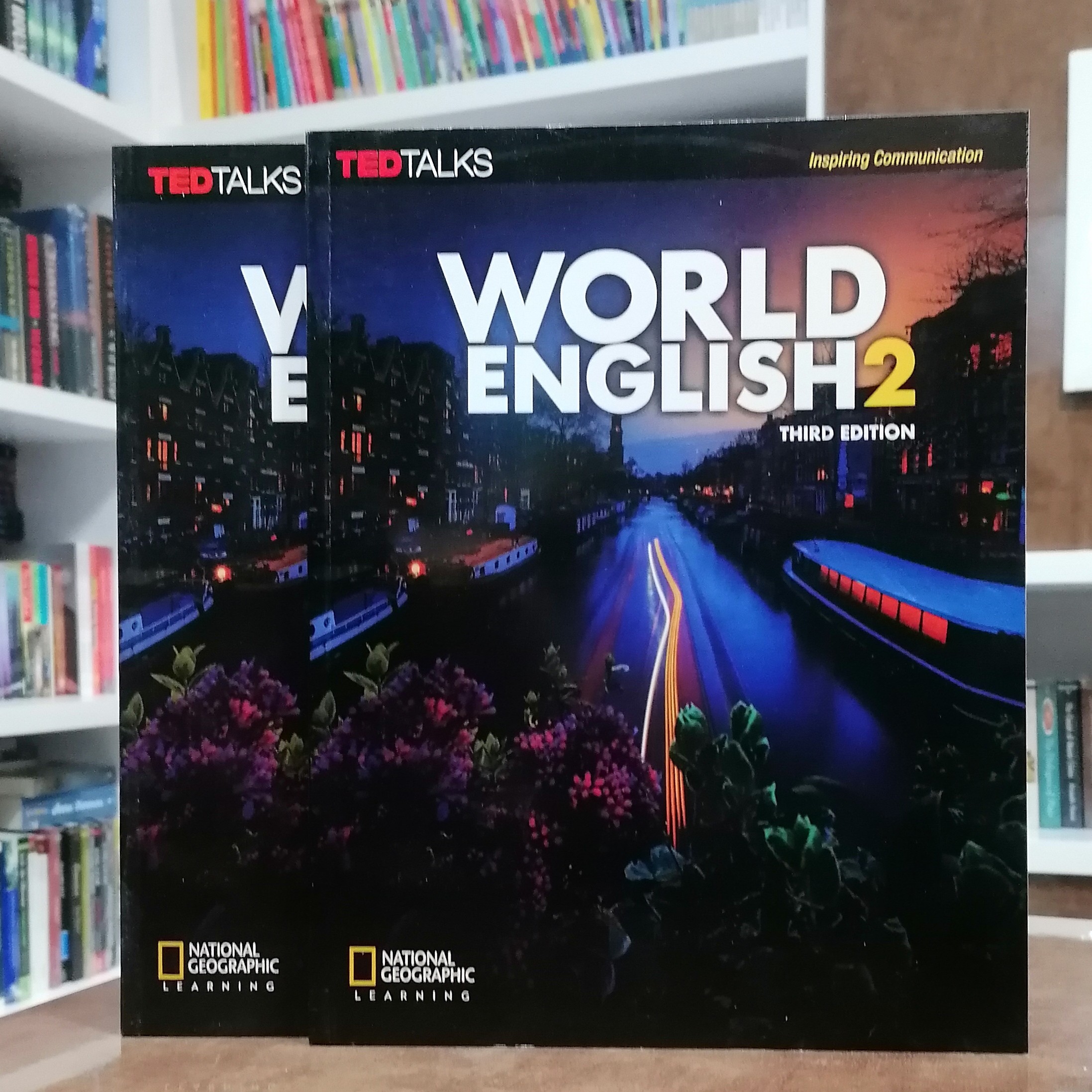 کتاب World English 2 ویرایش سوم 