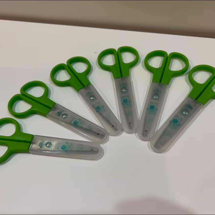 قیچی کودکانه