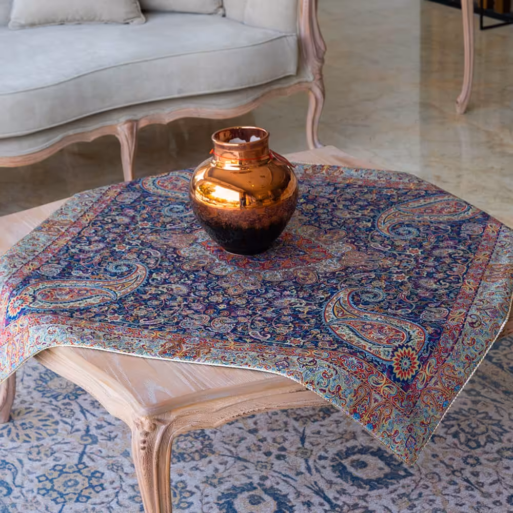 رومیزی ترمه حسینی ابریشمی طرح سالار سورمه ای