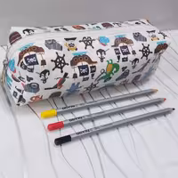 جامدادی  فانتزی پسرانه  با طرح لوازم کشتی