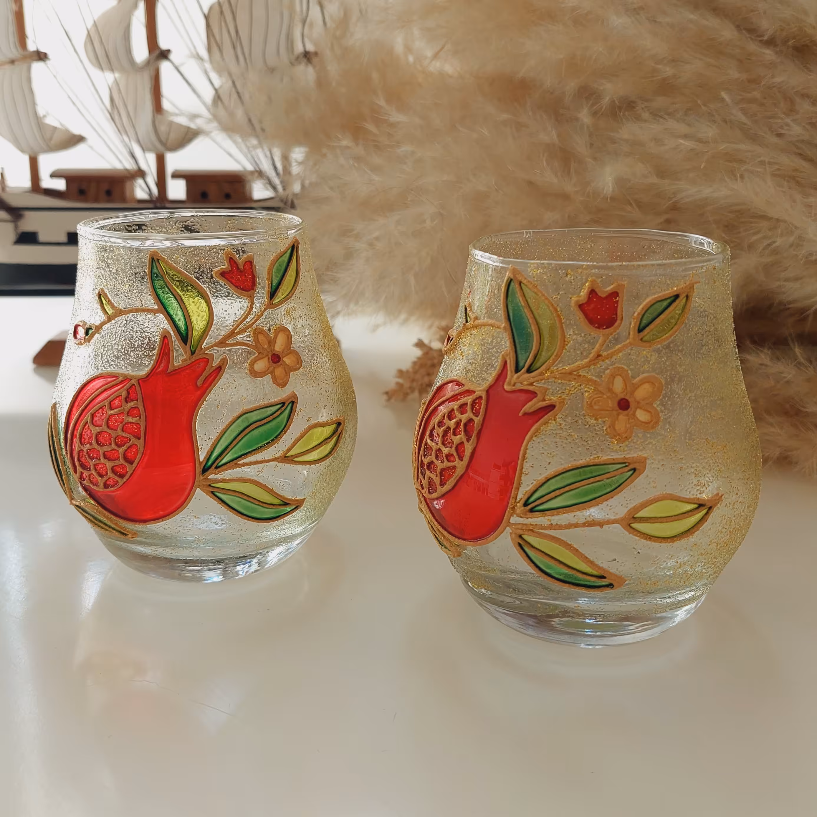 جاشمعی  لاله ای  ویترای مناسب شب یلدا