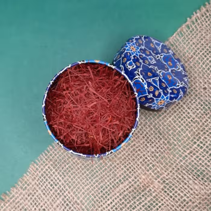 زعفران نگین درجه یک 5مثقالی ترمه رادوین