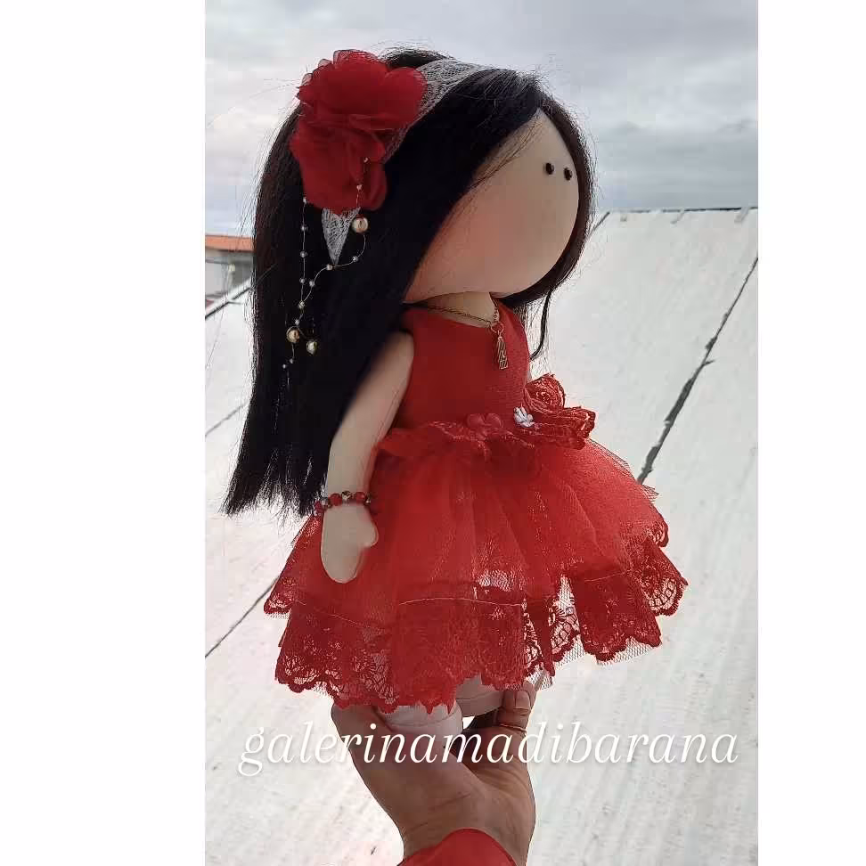 عروسک روسی دختر30سانتی)(موجودی بگیرید)