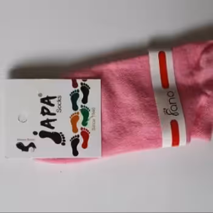 جوراب زنانه و مردانه