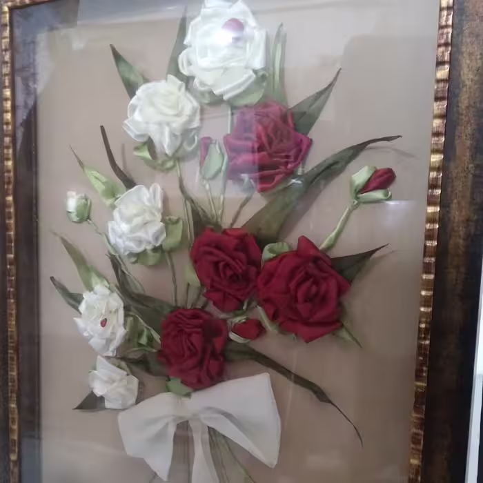 تابلو گل رز  رمان دوزی شده